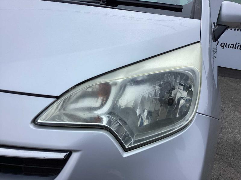 Used Toyota Verso 2013 for sale - 76382347: Photo 11