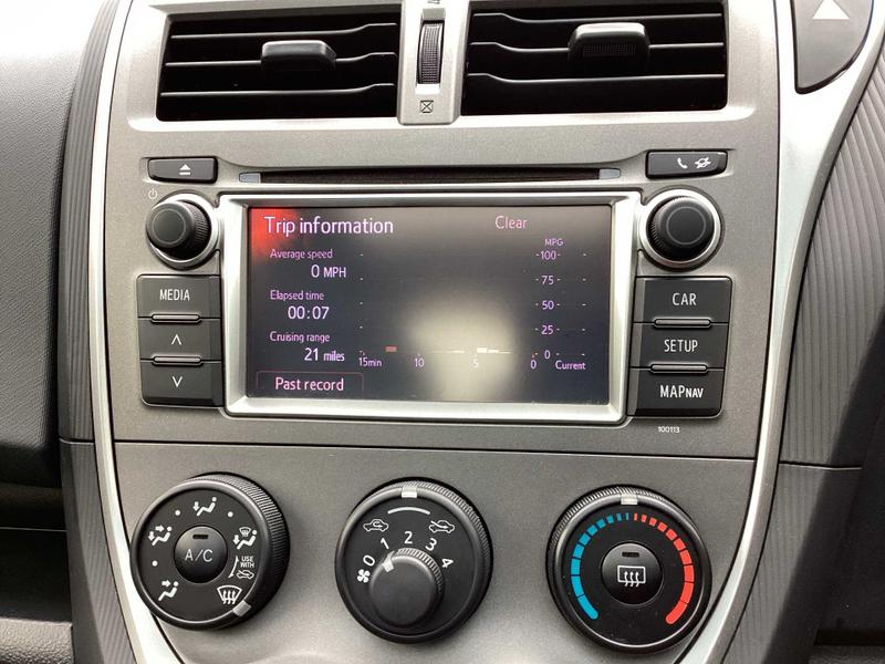 Used Toyota Verso 2013 for sale - 76382347: Photo 26