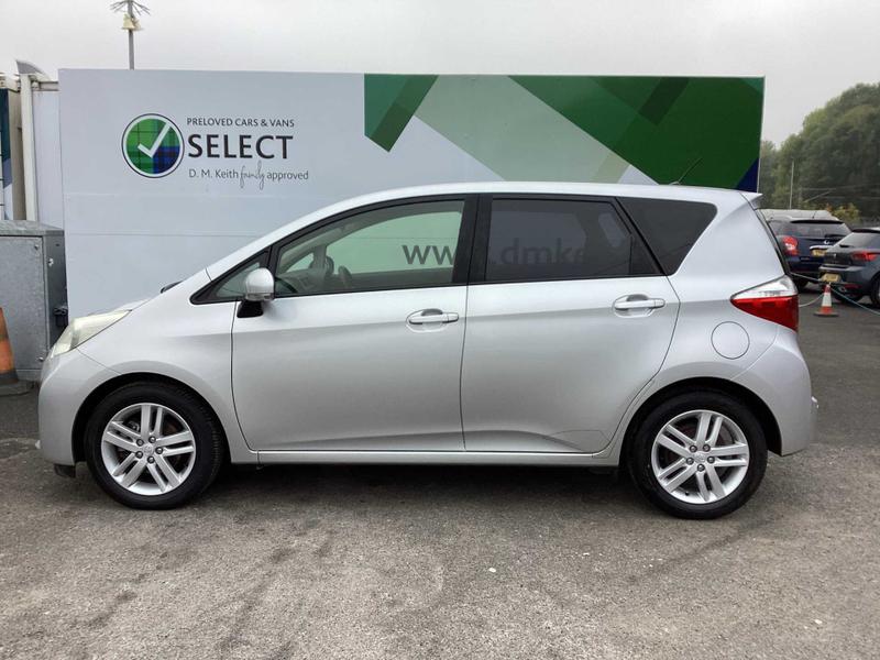 Used Toyota Verso 2013 for sale - 76382347: Photo 4
