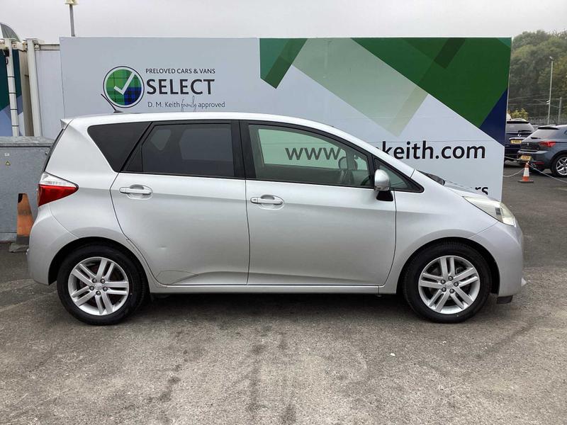 Used Toyota Verso 2013 for sale - 76382347: Photo 9