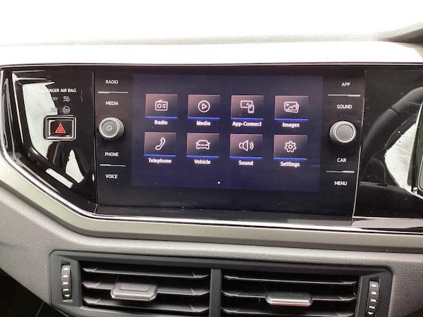 Used Volkswagen Polo 2018 for sale - 76312561: Photo 25