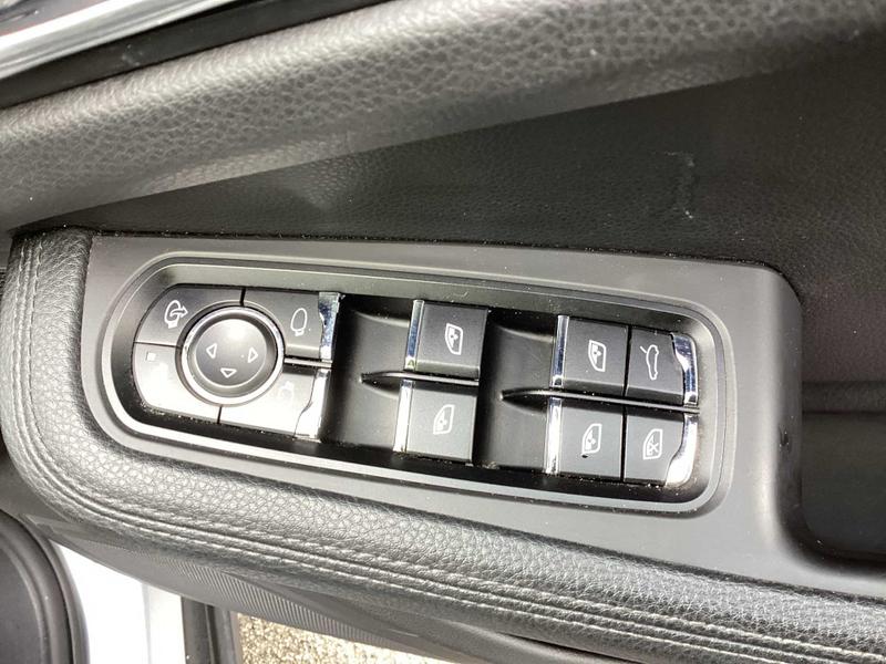 Used Porsche Macan 2017 for sale - 75673654: Photo 19