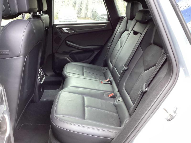 Used Porsche Macan 2017 for sale - 75673654: Photo 33