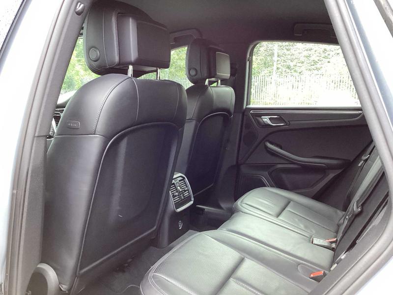 Used Porsche Macan 2017 for sale - 75673654: Photo 35