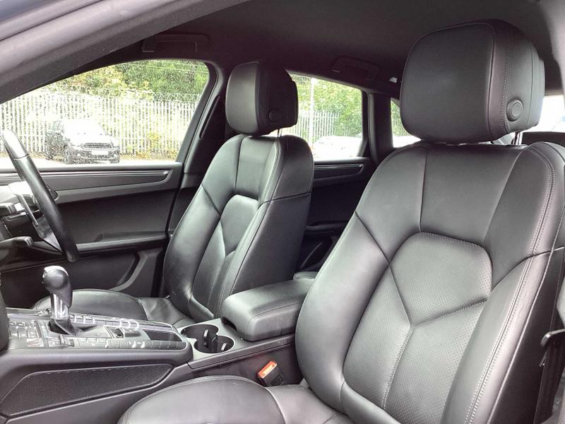 Used Porsche Macan 2017 for sale - 75673654: Photo 36