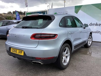 Used Porsche Macan 2017 for sale - 75673654: Photo