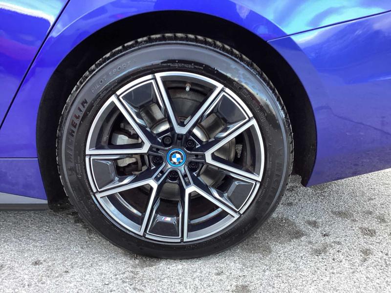 Used BMW i4 2022 for sale - 77198941: Photo 39