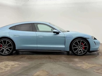 Used Porsche Taycan 2020 for sale - 77204965: Photo