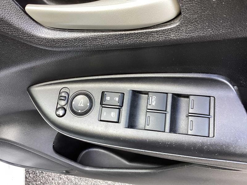 Used Honda Jazz 2018 for sale - 76797075: Photo 18