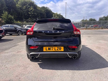 Used Volvo V40 2017 for sale - 79203183: Photo