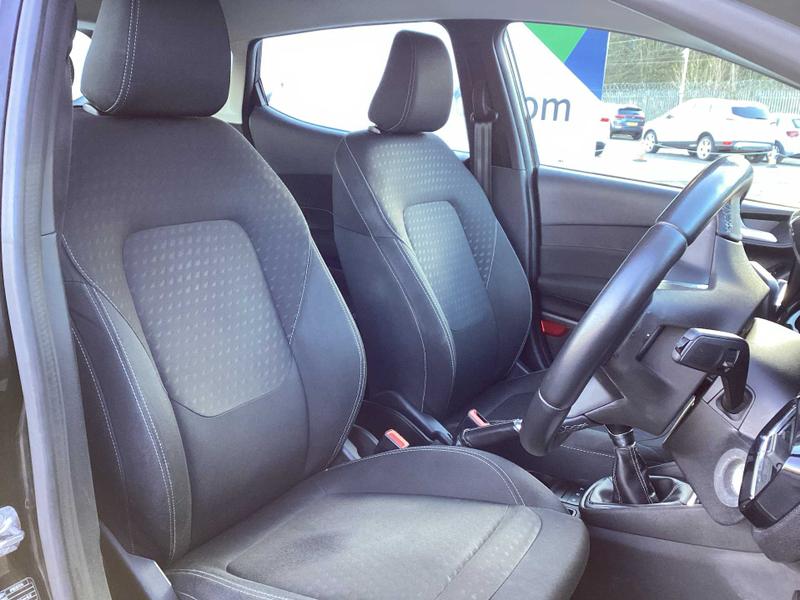 Used Ford Fiesta 2019 for sale - 76631353: Photo 2