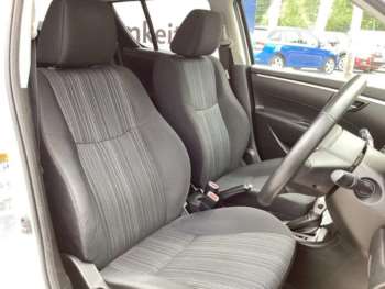 Used Suzuki Swift 2016 for sale - 74947002: Photo