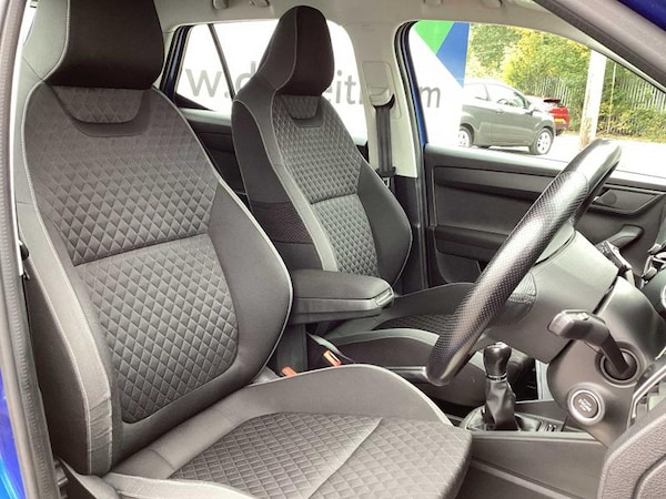 Used Skoda Fabia 2015 for sale - 76222512: Photo 2