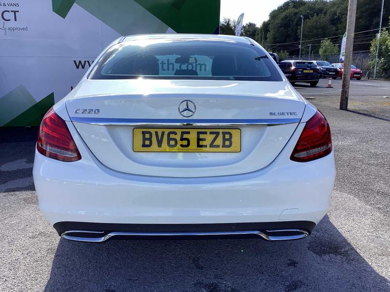 Used Mercedes-Benz C Class 2015 for sale - 76616186: Photo 7