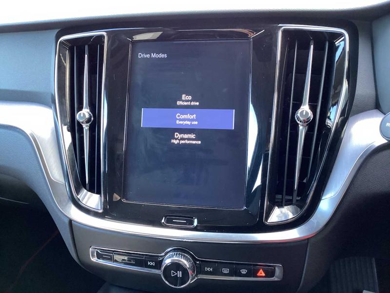 Used Volvo V60 for sale - 76738991: Photo 31