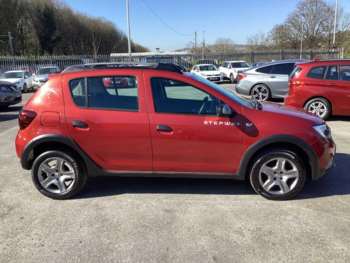 Used Dacia Sandero Stepway 2017 for sale - 74709734: Photo