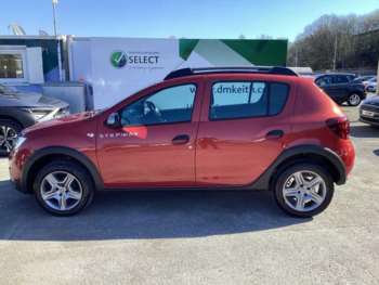 Used Dacia Sandero Stepway 2017 for sale - 74709734: Photo