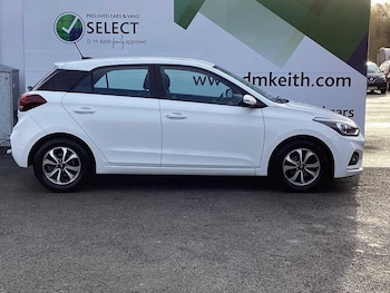 Used Hyundai i20 2018 for sale - 76933571: Photo