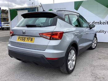 Used SEAT Arona 2018 for sale - 76202191: Photo