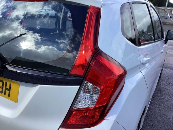 Used Honda Jazz 2018 for sale - 76097208: Photo 13