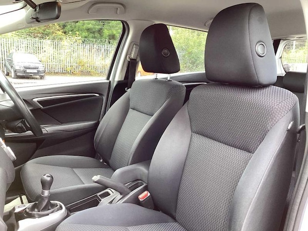 Used Honda Jazz 2018 for sale - 76097208: Photo 34