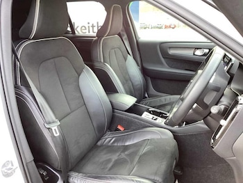 Used Volvo XC40 2021 for sale - 76782288: Photo