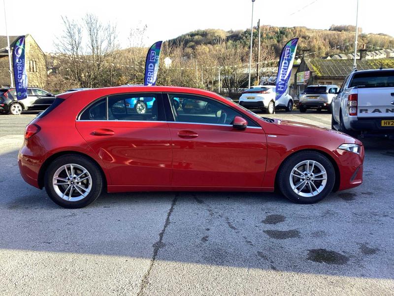 Used Mercedes-Benz A-Class 2018 for sale - 76895519: Photo 9