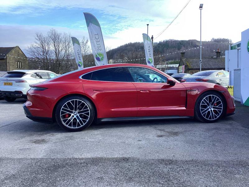 Used Porsche Taycan 2021 for sale - 77407146: Photo 14