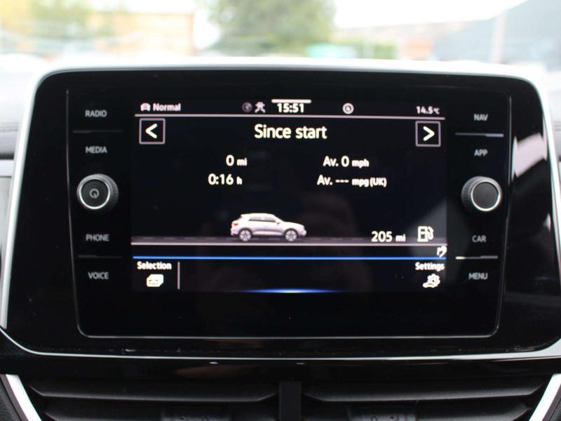 Used Volkswagen T-Roc 2023 for sale - 76750445: Photo 28