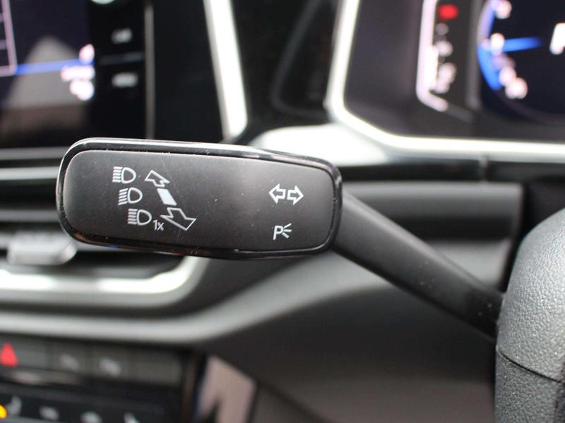 Used Volkswagen T-Roc 2023 for sale - 76750445: Photo 33