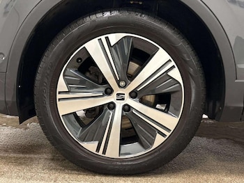 Used SEAT Tarraco 2023 for sale - 77910398: Photo