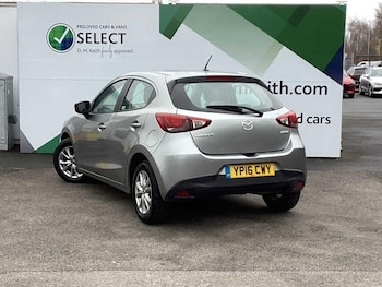 Used Mazda Mazda2 2016 for sale - 76895490: Photo