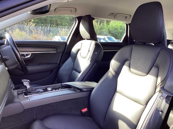 Used Volvo V90 Cross Country 2019 for sale - 76266134: Photo 37