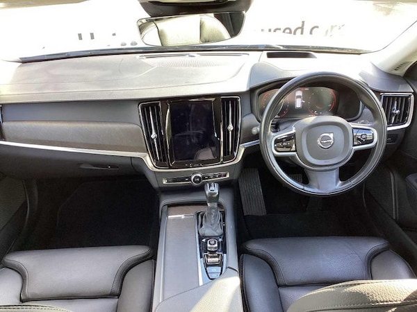 Used Volvo V90 Cross Country 2019 for sale - 76266134: Photo 39