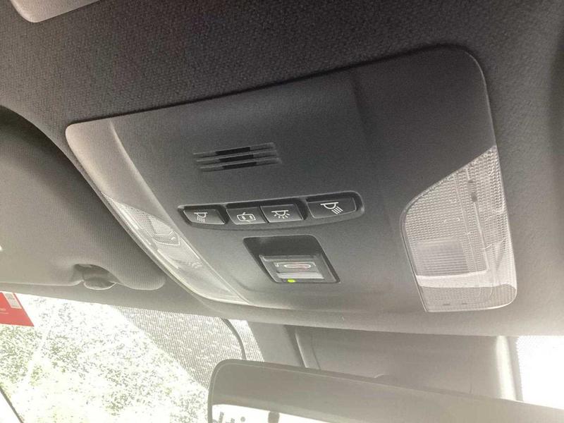 Used Toyota Corolla 2020 for sale - 77036800: Photo 30