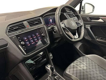 Used Volkswagen Tiguan 2023 for sale - 77198943: Photo