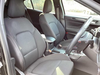 Used Ford Focus 2019 for sale - 76228797: Photo 2