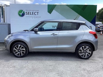 Used Suzuki Swift 2023 for sale - 75627489: Photo