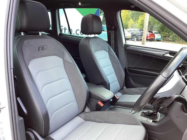 Used Volkswagen Tiguan 2020 for sale - 76222640: Photo 2