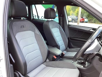 Used Volkswagen Tiguan 2020 for sale - 76222640: Photo 2