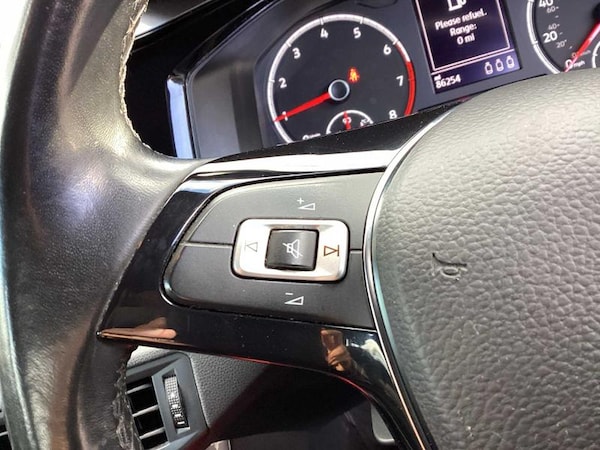 Used Volkswagen Polo 2019 for sale - 76036194: Photo 21