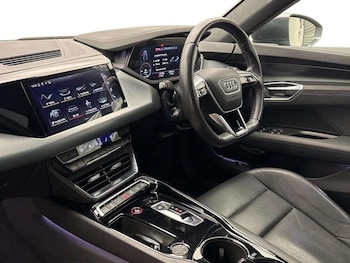 Used Audi e-tron GT 2021 for sale - 77198953: Photo