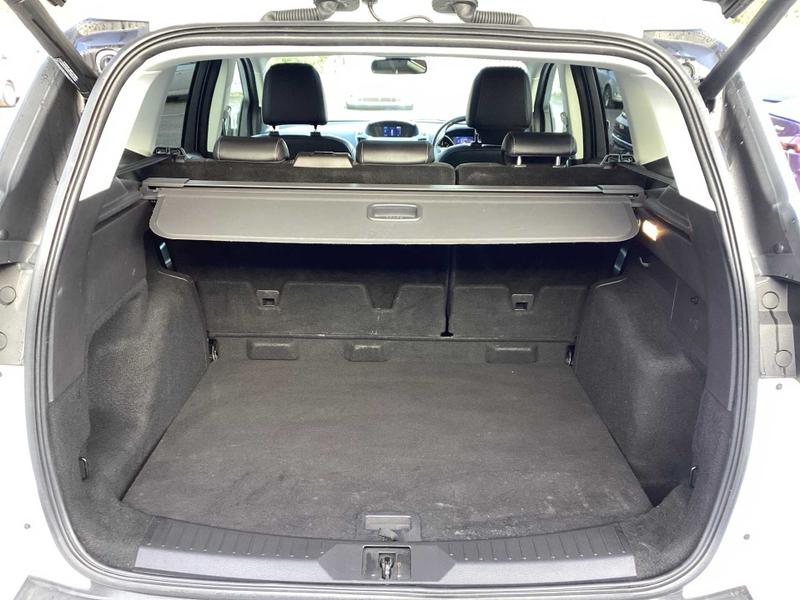 Used Ford Kuga 2014 for sale - 76308868: Photo 17