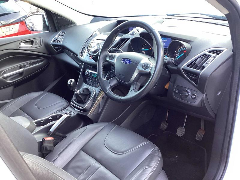 Used Ford Kuga 2014 for sale - 76308868: Photo 40