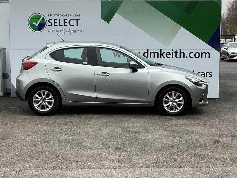 Used Mazda Mazda2 2016 for sale - 77198936: Photo 2