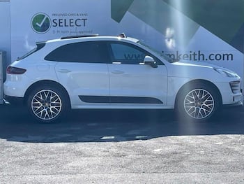 Used Porsche Macan 2018 for sale - 79855880: Photo