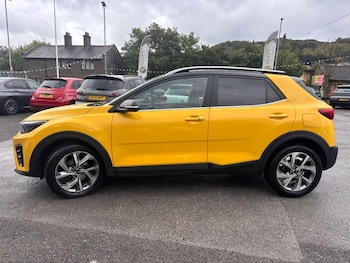Used Kia Stonic 2023 for sale - 79448823: Photo