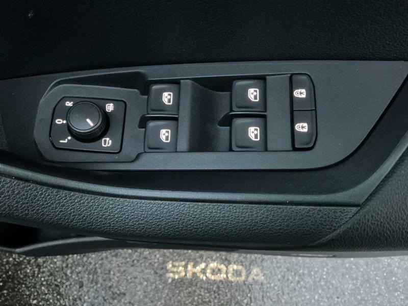 Used Skoda Karoq 2025 for sale - 77381627: Photo 20