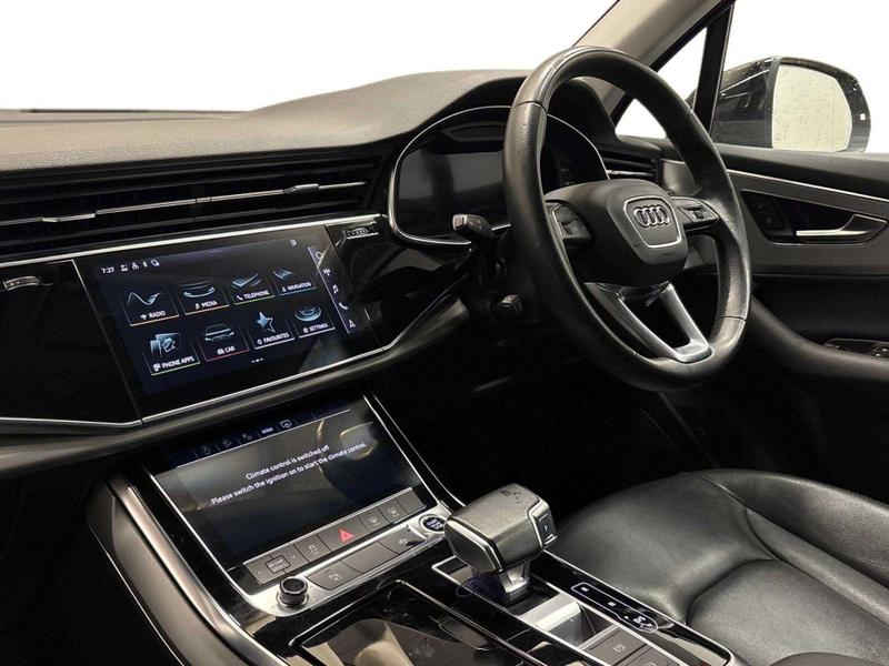 Used Audi Q7 2022 for sale - 77204969: Photo 2