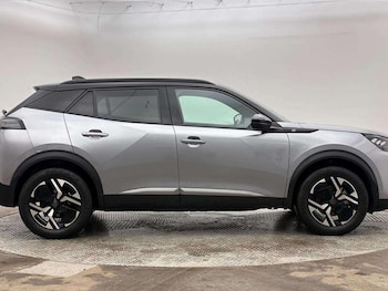 Used Peugeot E-2008 2024 for sale - 79141069: Photo